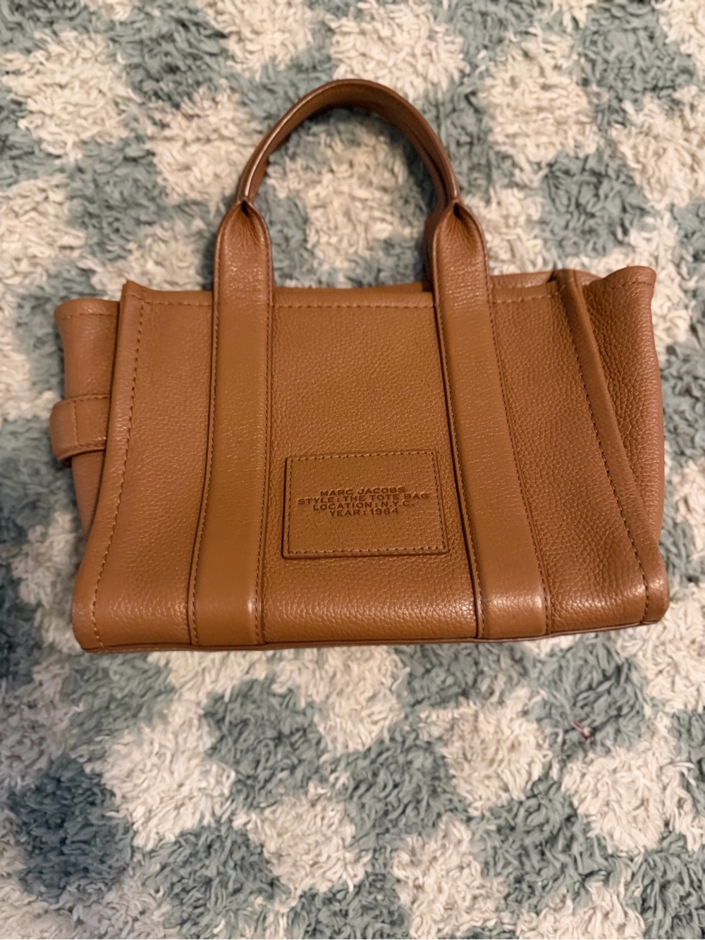 Marc Jacobs Tan Leather 'The Tote Bag' Handbag - Picture 2 of 4